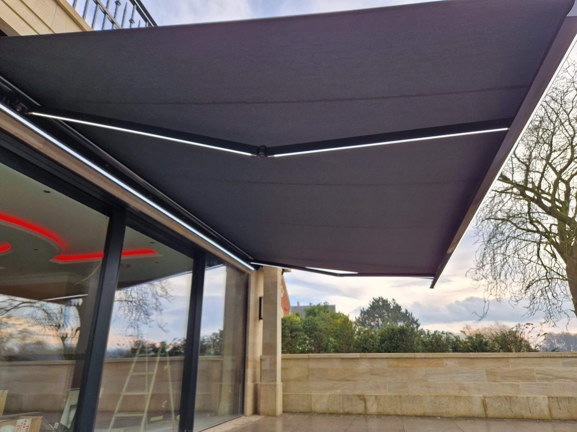Retractable Awnings 1